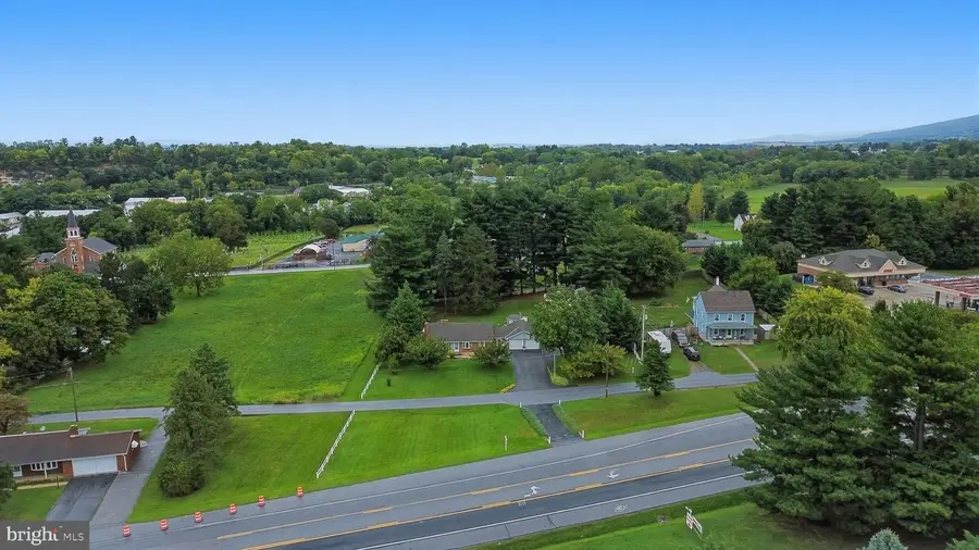 22532 Old Georgetown Rd, Smithsburg, MD 21783 - #2