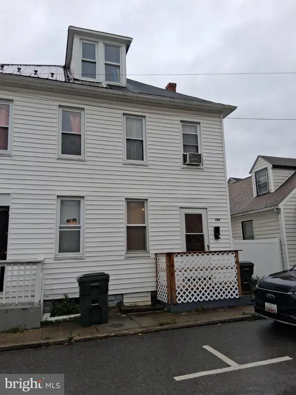 109 Mccomas St, HAGERSTOWN, MD 21740