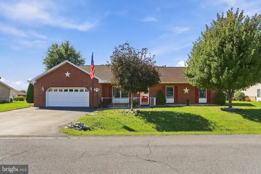 107 Grand Oak Dr, Hagerstown, MD 21740 - #2