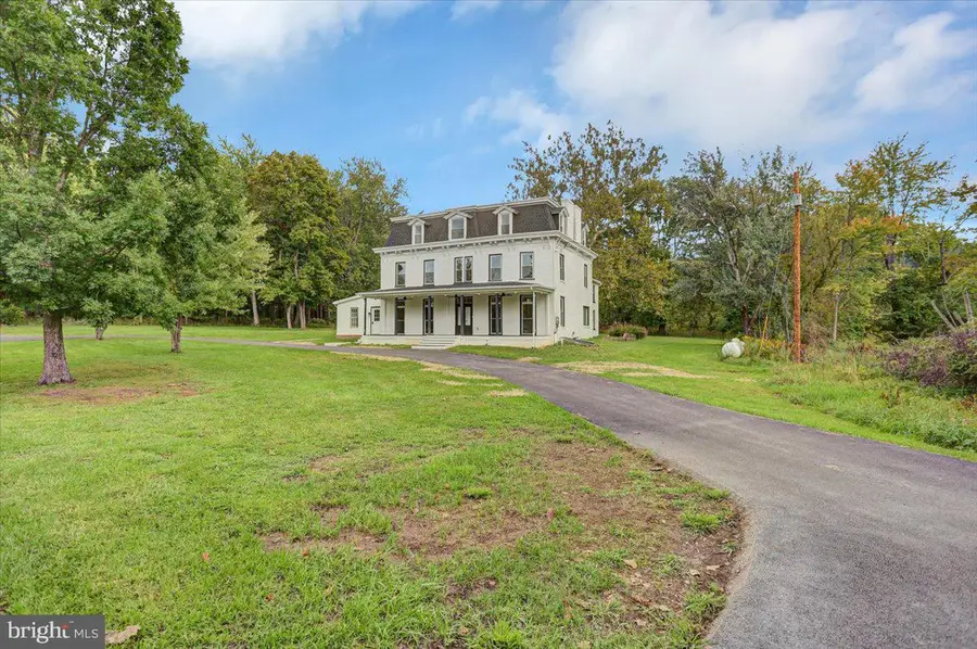 40 E Henrietta St, Smithsburg, MD 21783 - #2