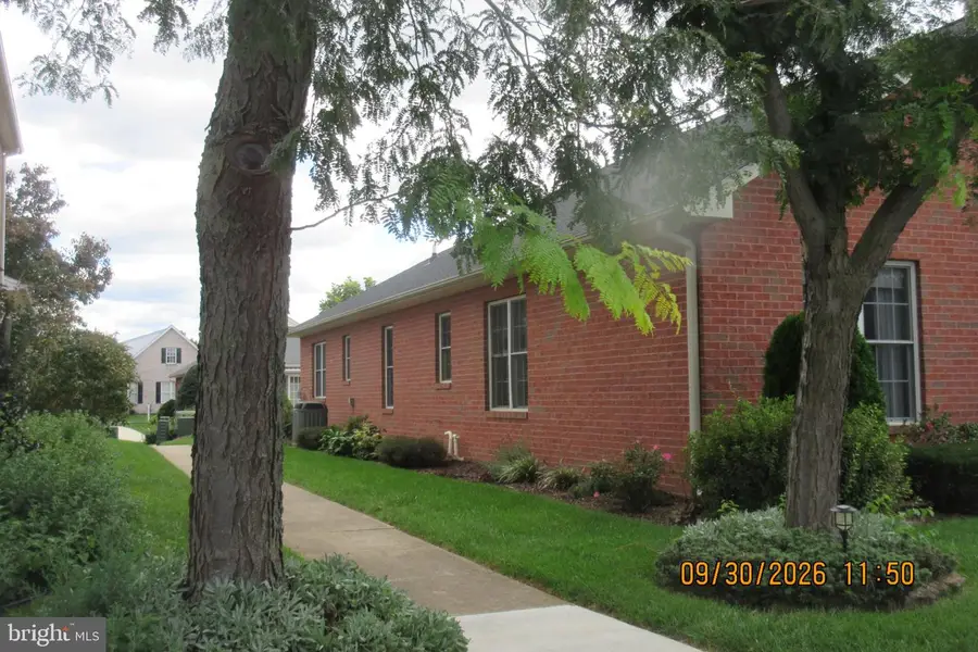 618 Observatory Dr, Hagerstown, MD 21742 - #2