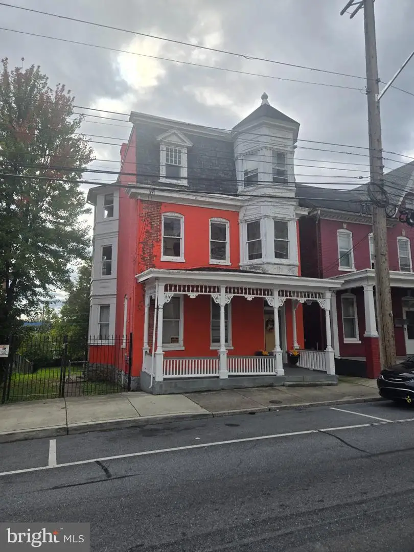 41 East Ave, Hagerstown, MD 21740 - #1