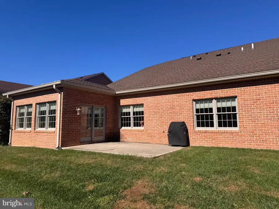 19419 Moonstone Dr, Hagerstown, MD 21742 - #3