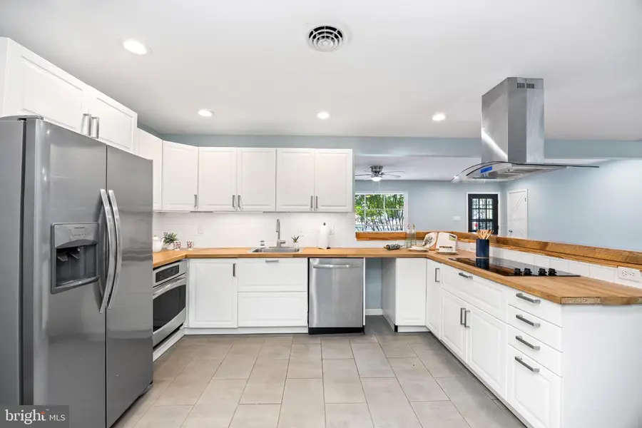 1105 Middle Neck Dr, Salisbury, MD 21804 - Image #2