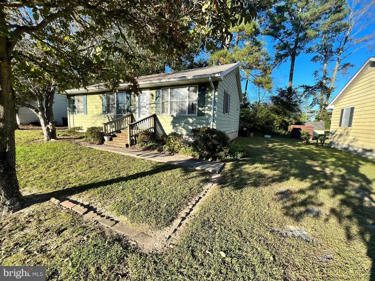 111 Ridgefield Ln, Fruitland, MD 21826 - Image #1