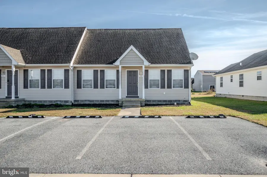 215 N Brown St, Fruitland, MD 21826 - Image #2