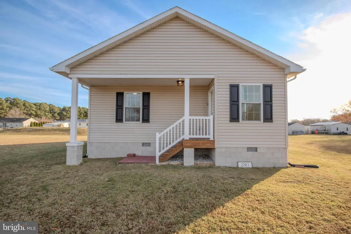 2287 Waterview Dr, Nanticoke, MD 21840 - Image #1