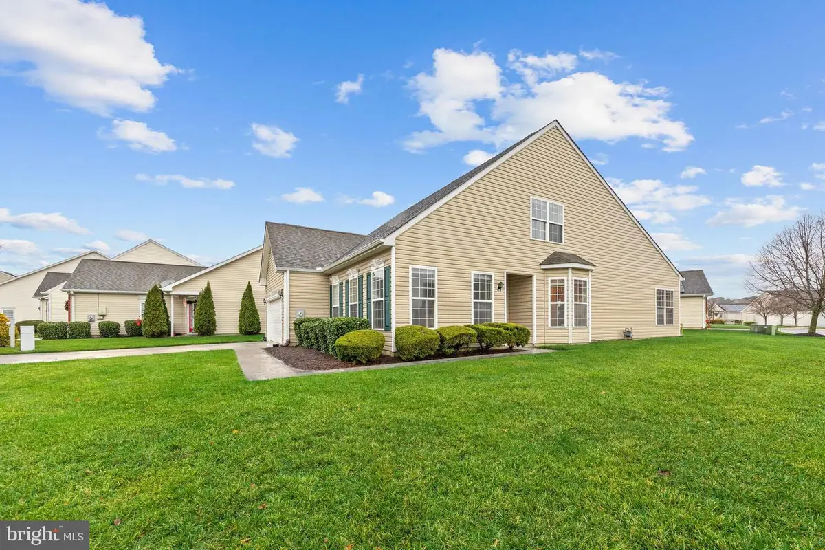 9175 Clubhouse Dr, Delmar, MD 21875 - Image #1