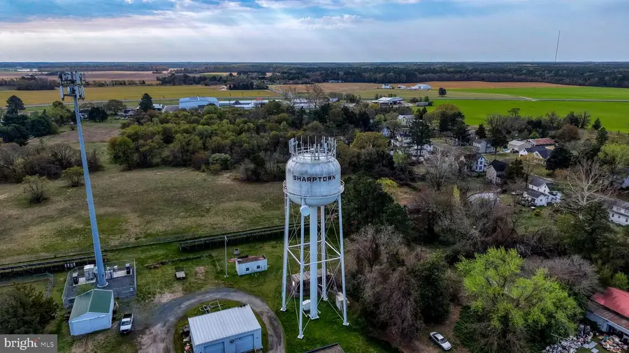 202 4th St, Sharptown, MD 21861 - #3