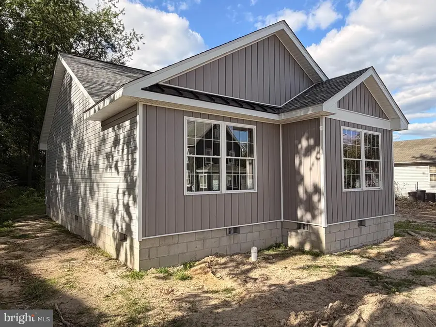 703 E East St, Delmar, MD 21875 - #2