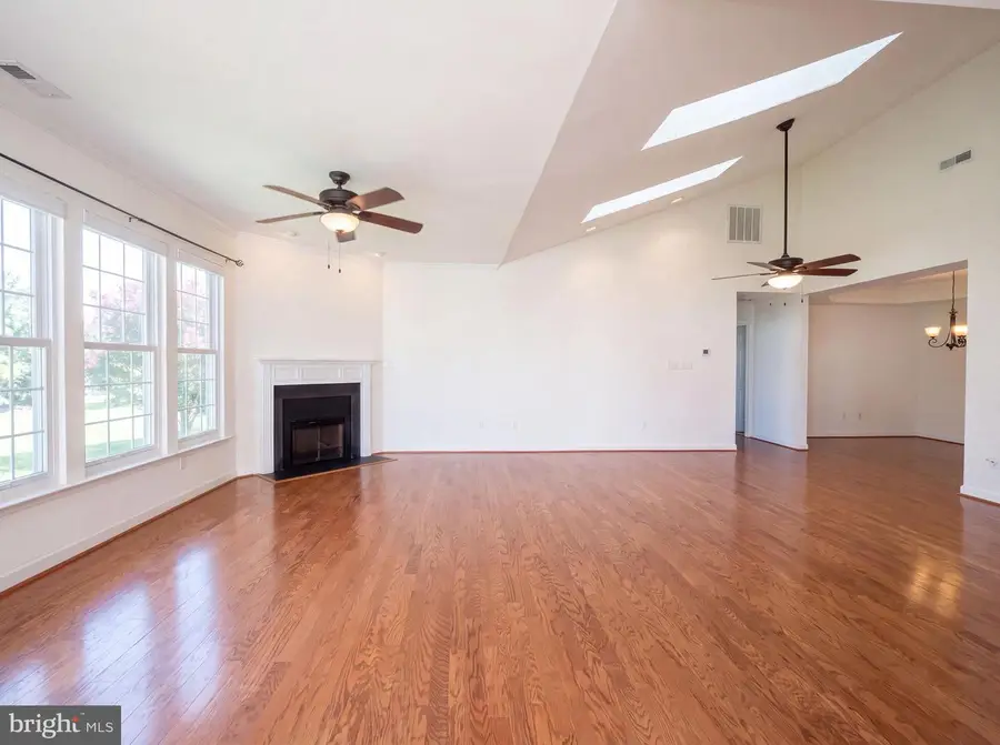 9283 Tournament Dr, Delmar, MD 21875 - #3