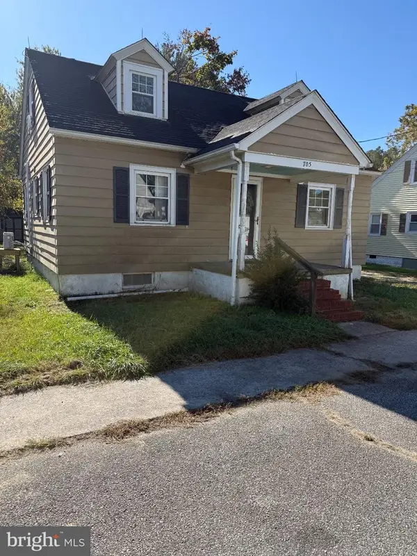 705 4th St, SHARPTOWN, MD 21861