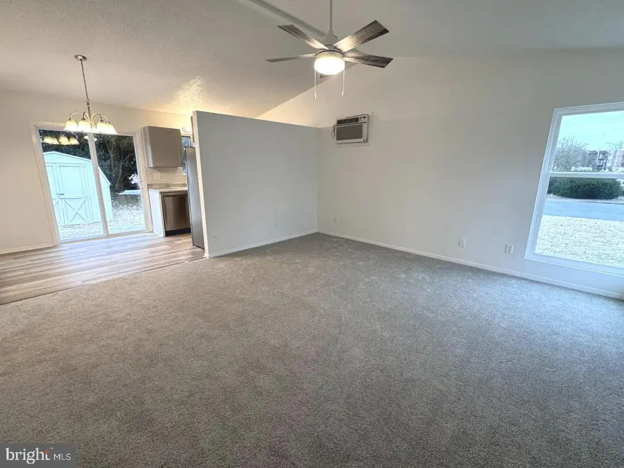 915 Green Mor Ave, Salisbury, MD 21804 - #2
