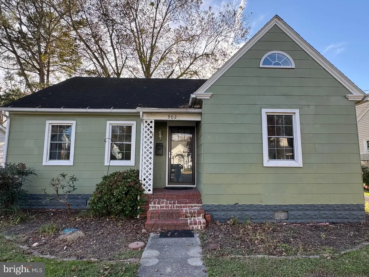 902 Cedar St, Pocomoke City, MD 21851 - Image #1