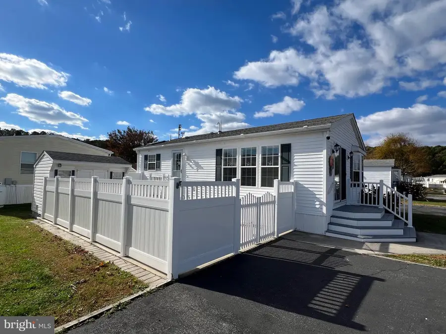 11928 W Yardarm Dr, Berlin, MD 21811 - Image #3