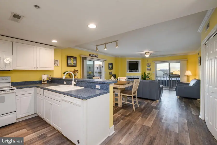 5405 Coastal - Sunset Bay #406, Ocean City, MD 21842 - Image #3