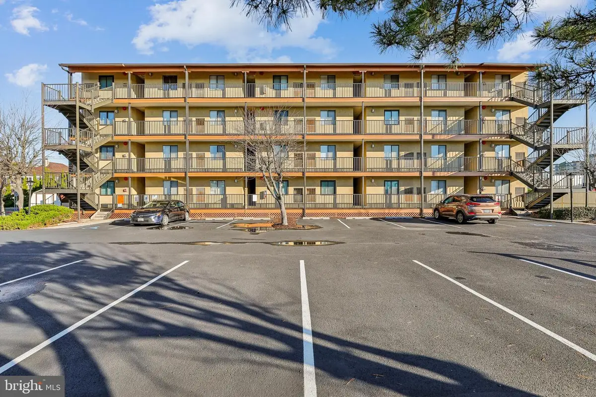 203 33rd St #104, Ocean City, MD 21842 - Image #1