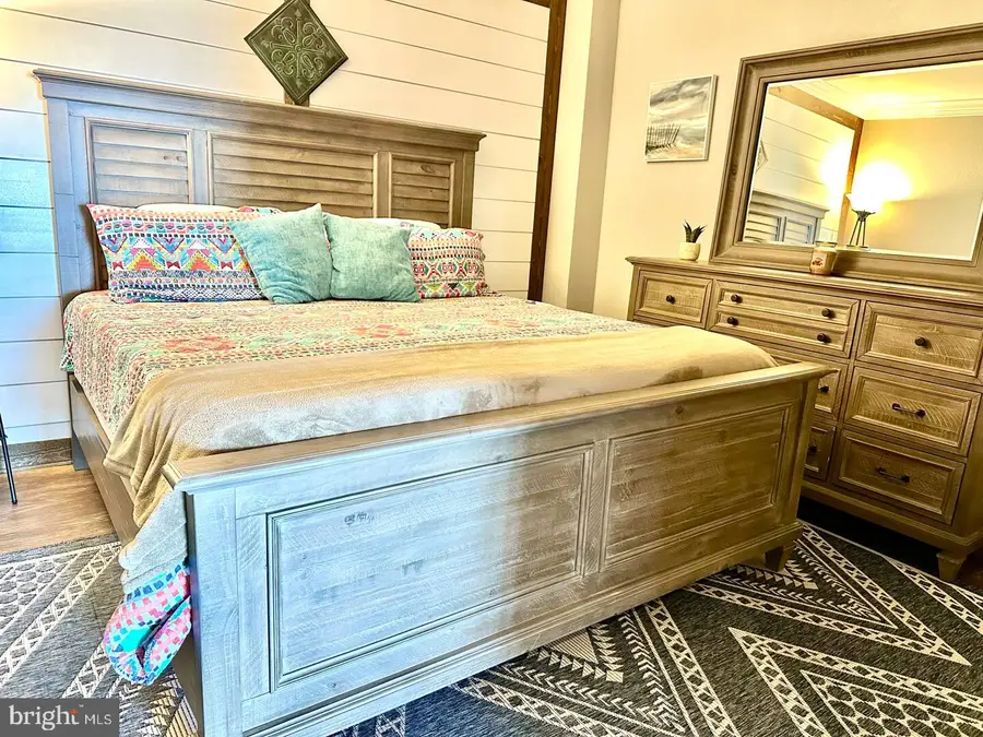 200 59th St #202, Ocean City, MD 21842 - Image #3