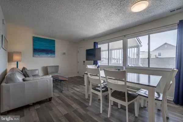 207 8th St #201w, OCEAN CITY, MD 21842