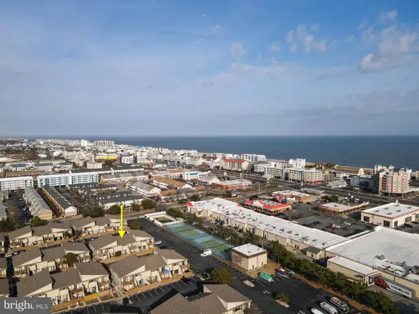 105 120th St #20a1, OCEAN CITY, MD 21842