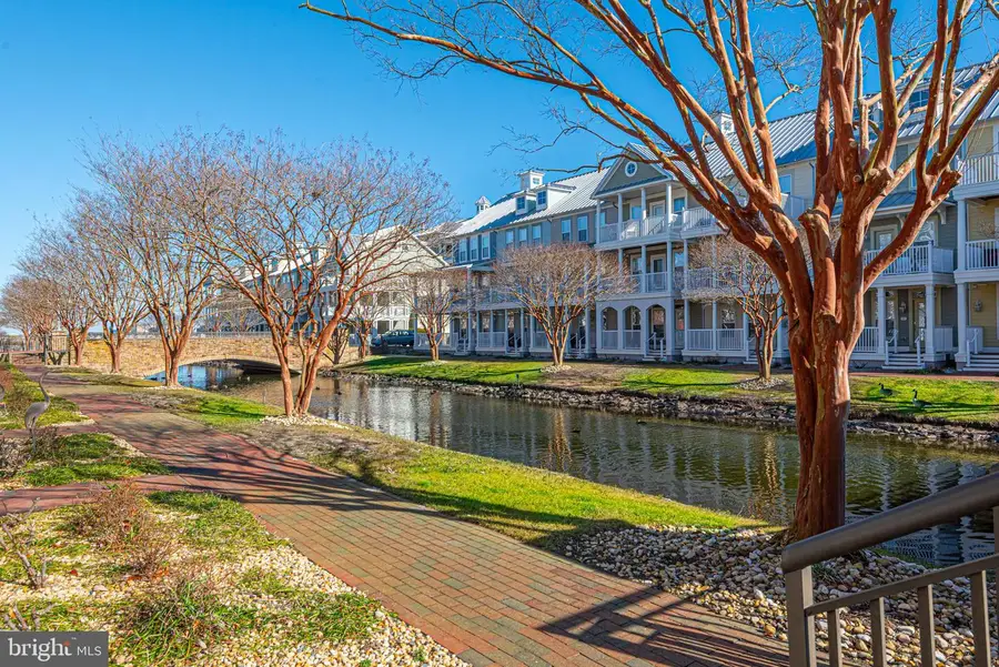 18 Canal Side Mews W, Ocean City, MD 21842 - Image #2