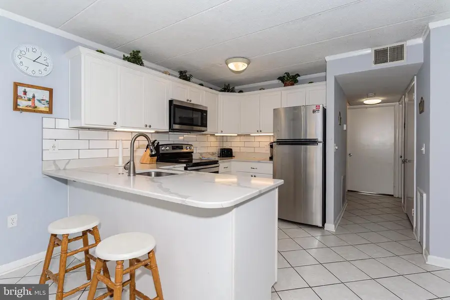 17 70th St #18, Ocean City, MD 21842 - Image #3
