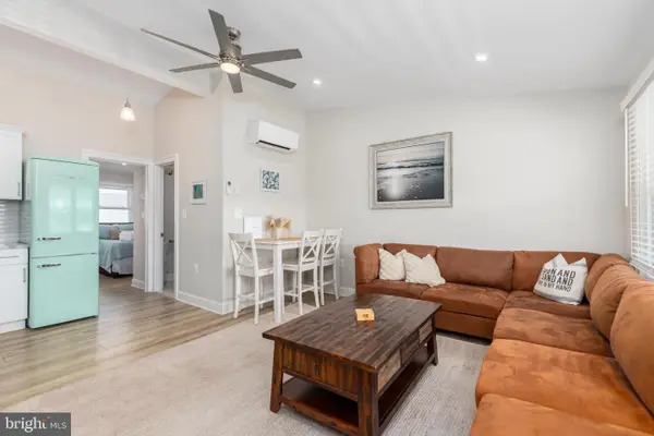 206 8th St #33, OCEAN CITY, MD 21842