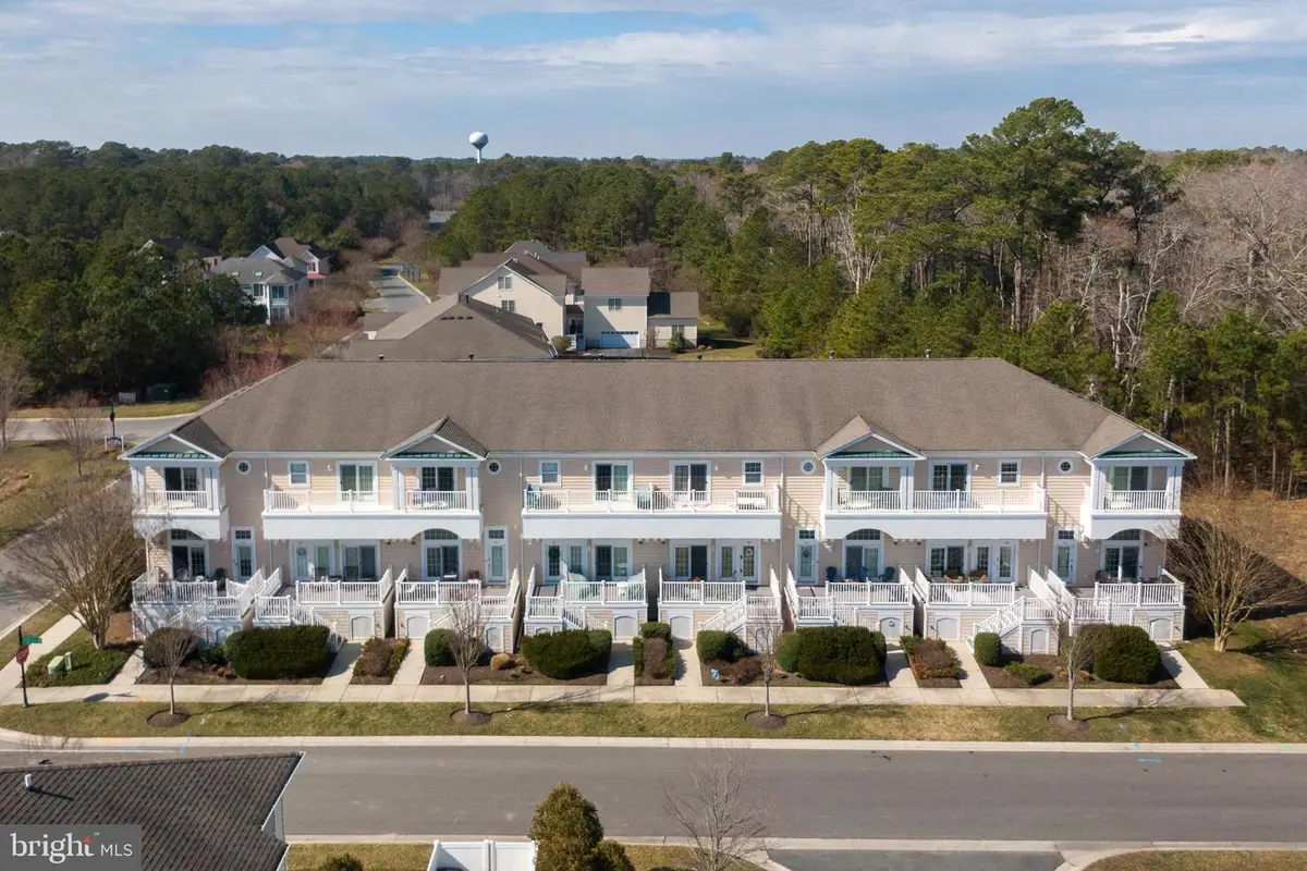 12135 Landings Blvd #303, Berlin, MD 21811 - Image #1