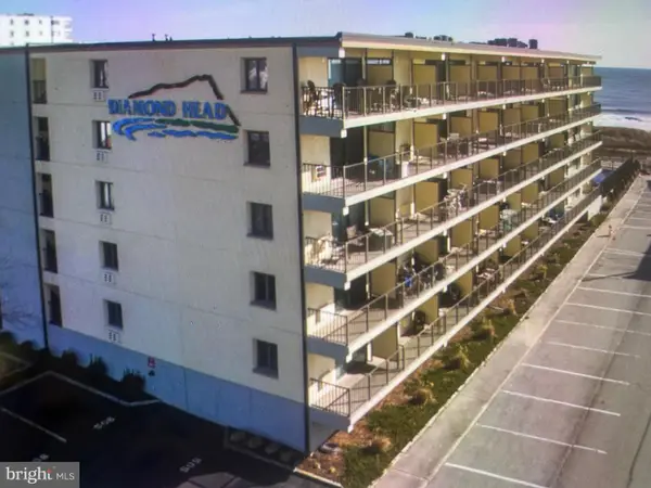 2 80th St #403, OCEAN CITY, MD 21842