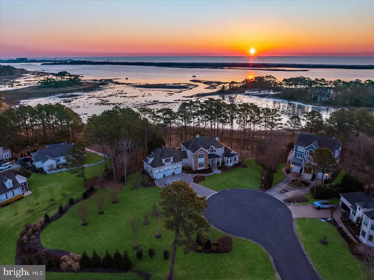 9515 Harbor Lights Dr, Berlin, MD 21811 - #1