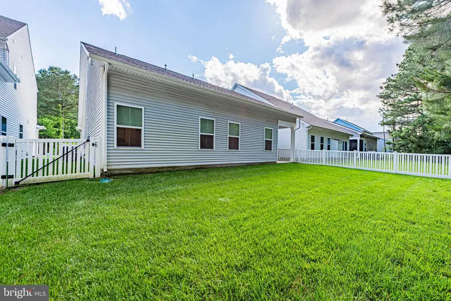 12115 Snug Harbor Rd, Berlin, MD 21811 - #2