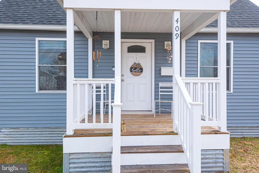 409 W Market St, Snow Hill, MD 21863 - #2