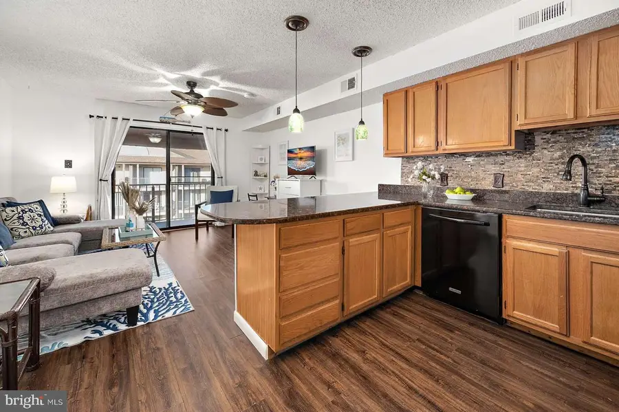 203 33rd St #40702, Ocean City, MD 21842 - #3