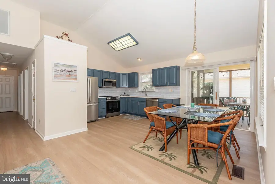 14 Garrett Dr, Ocean Pines, MD 21811 - #2