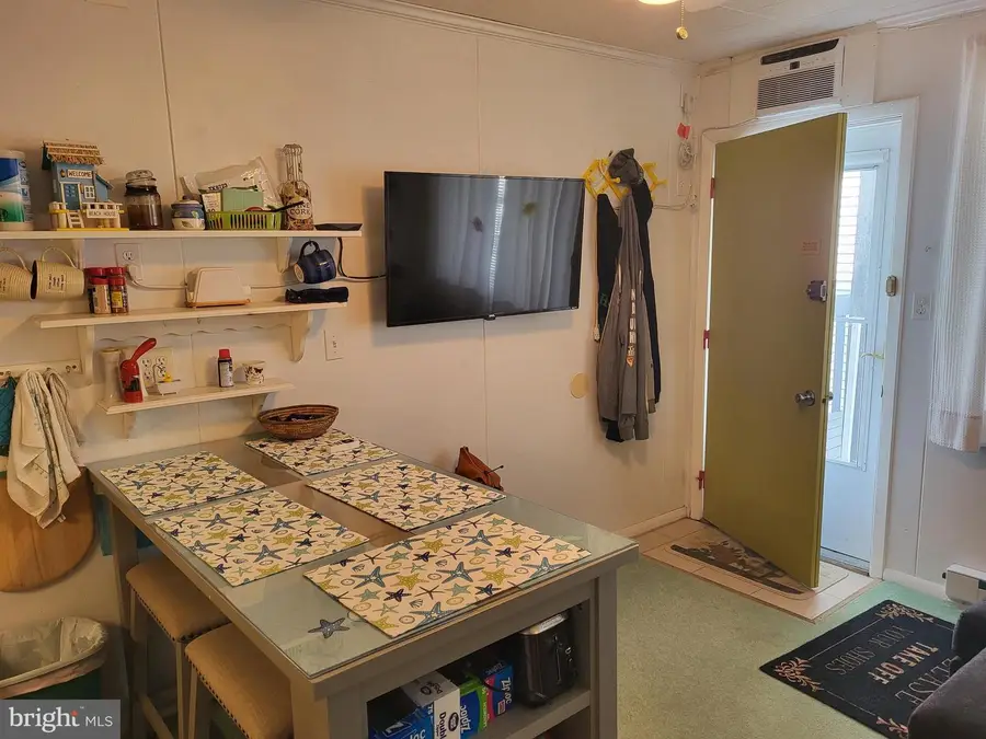 12 122nd St #3f, Ocean City, MD 21842 - #3