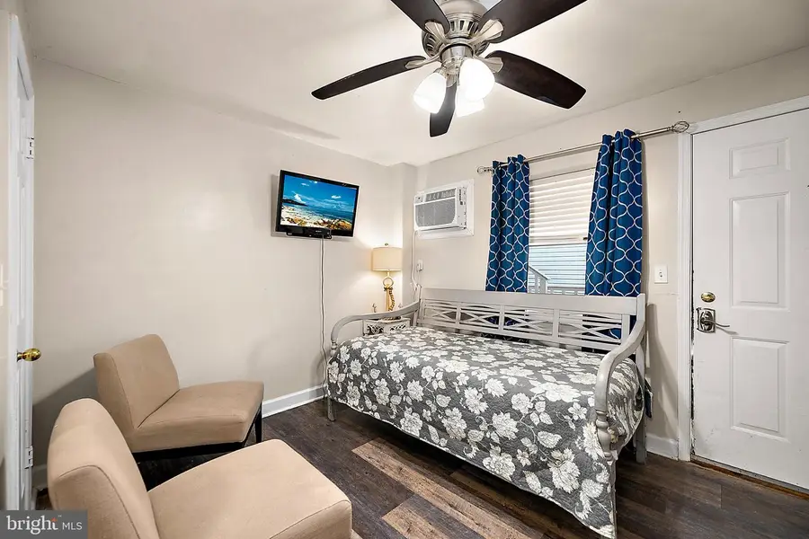 106 Talbot St #102, Ocean City, MD 21842 - #3