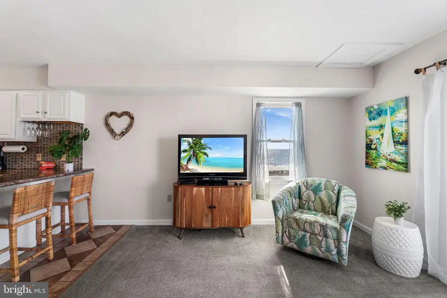 6 127th St #405, Ocean City, MD 21842 - #2