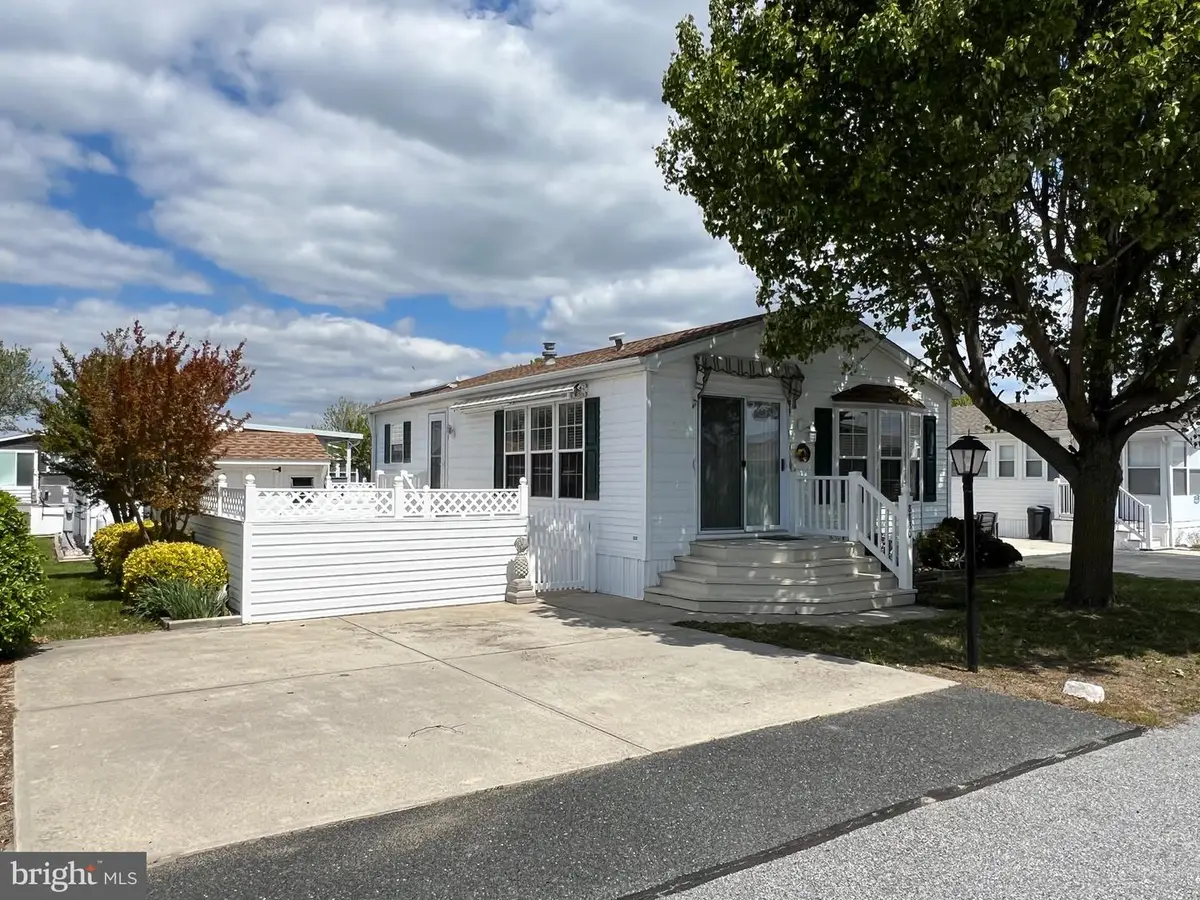 8830 Bay Ridge Dr Dr, Berlin, MD 21811 - #1