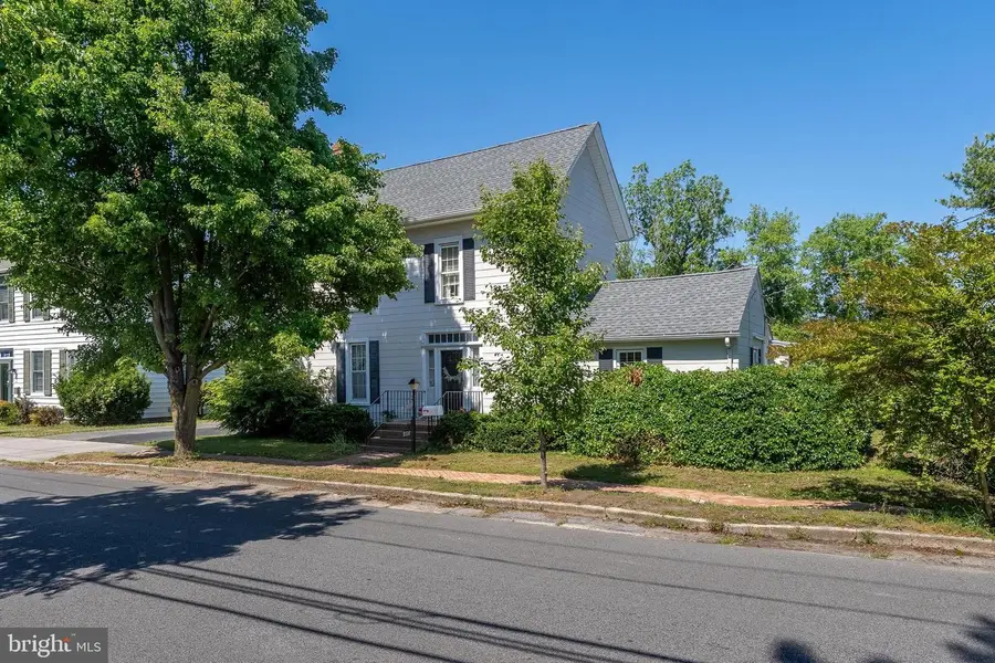 208 S S Washington St, Snow Hill, MD 21863 - #2