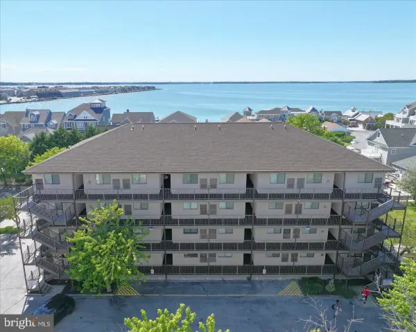 204 33rd St #30302, OCEAN CITY, MD 21842