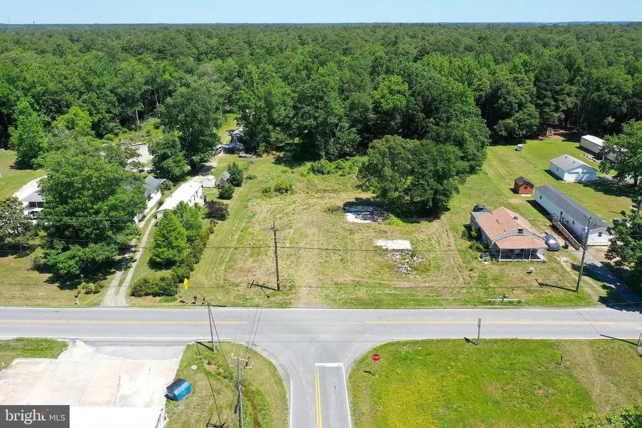 11843 & 11845 Grays Corner Rd, Berlin, MD 21811 - #2