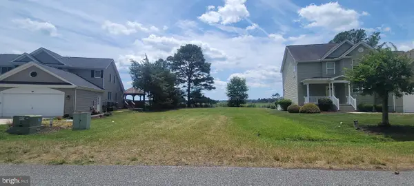 100 Robin Hood Trl, OCEAN PINES, MD 21811