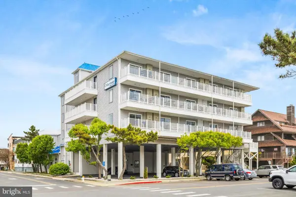 6 127th St #306, OCEAN CITY, MD 21842