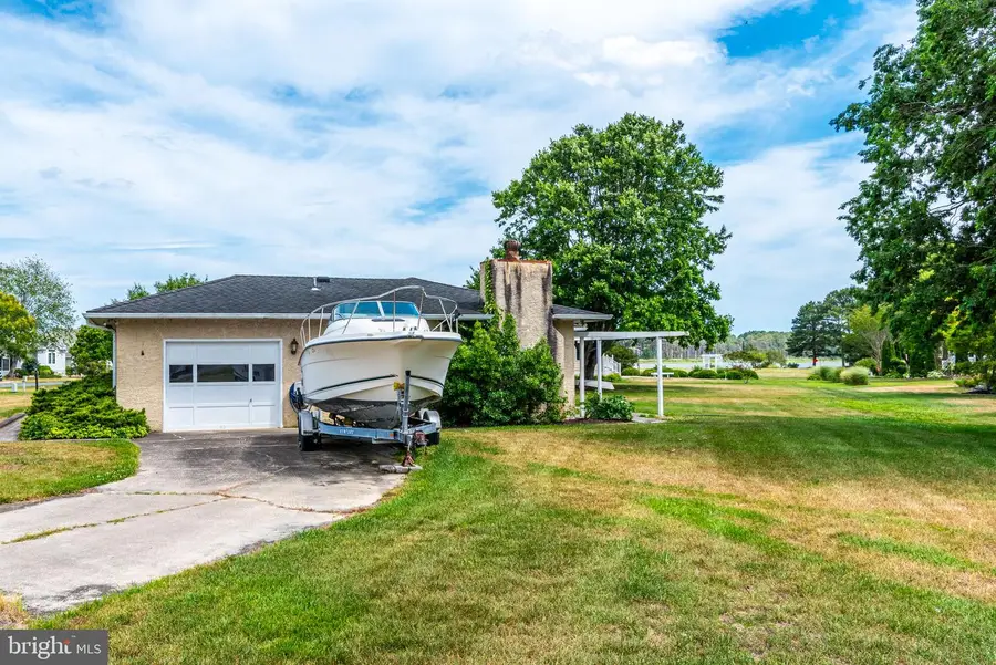 2 Heron Isle Ct, Ocean Pines, MD 21811 - #2