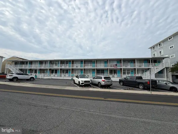 7 45th St #209, OCEAN CITY, MD 21842