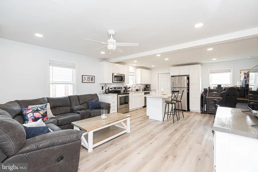 409 W Market St, Snow Hill, MD 21863 - #3