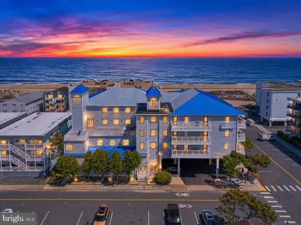6 127th St #408, OCEAN CITY, MD 21842