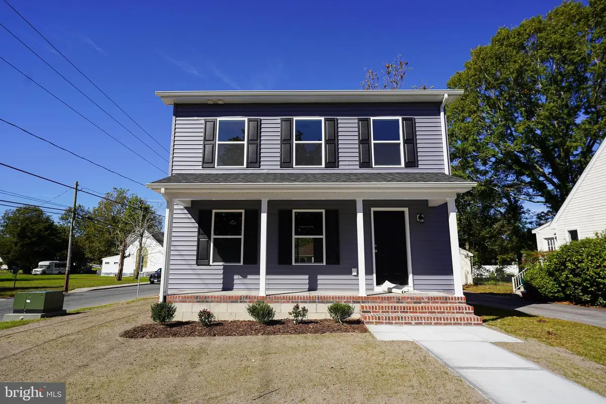 621 Cedar St, Pocomoke City, MD 21851 - #1