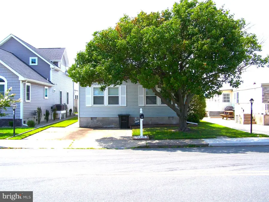 415 Sandyhill Dr, Ocean City, MD 21842 - #2