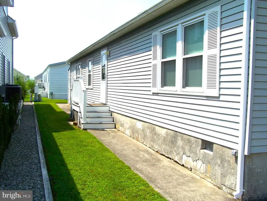 415 Sandyhill Dr, Ocean City, MD 21842 - #3
